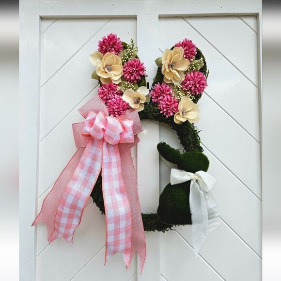 Spring Bunny Wreath - Picture 1 of 6